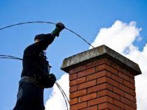 Come pulire e manutenere efficacemente il camino?